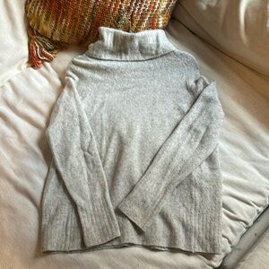Aritzia Babaton Heather Grey Merino Wool Sweater Size S